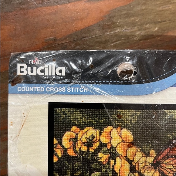 Bucilla Cross Stitch Kit - Cat with Flowers and Butterfly - Picture 2 of 8